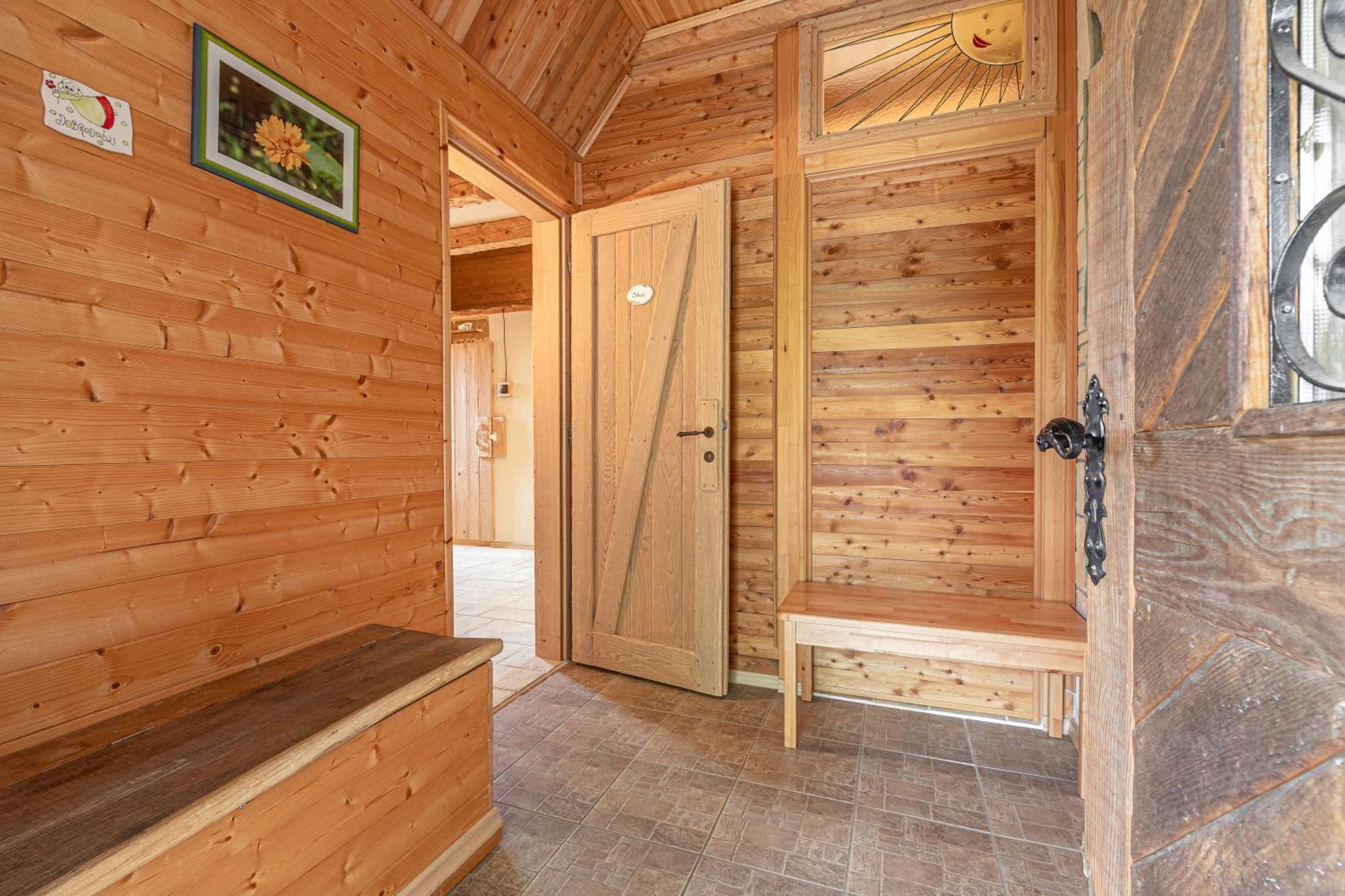 House Na Meji With Sauna - Happy Rentals Пивка Екстериор снимка