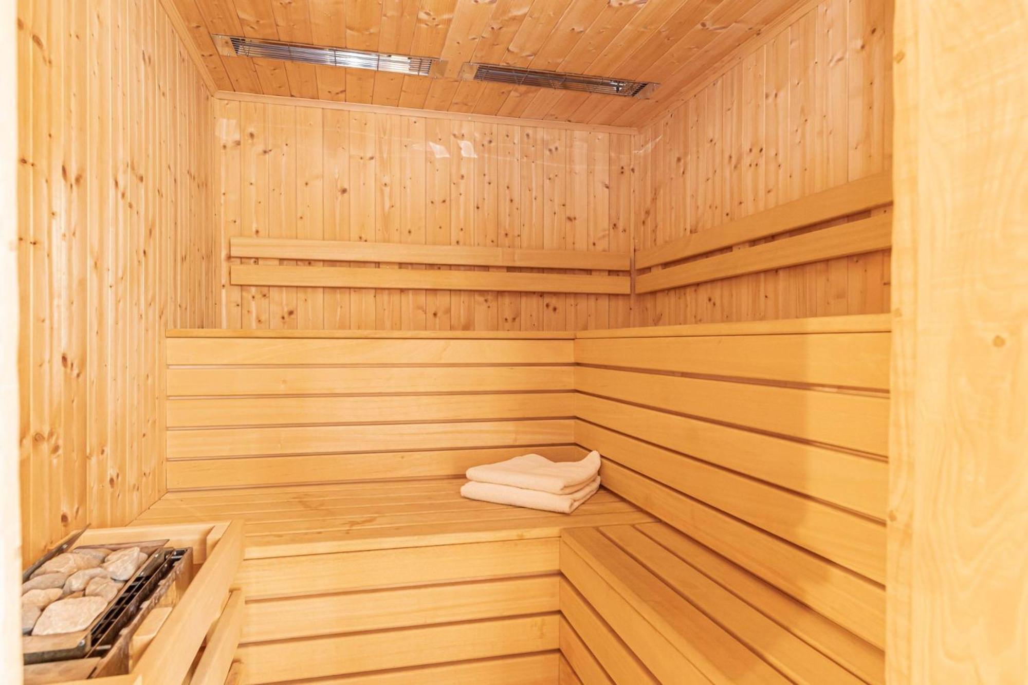 House Na Meji With Sauna - Happy Rentals Пивка Екстериор снимка